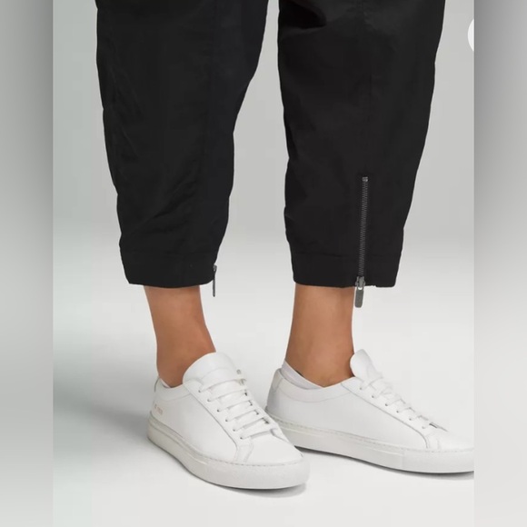 LULULEMON MID RISE RUCHED CROP - Picture 3 of 7